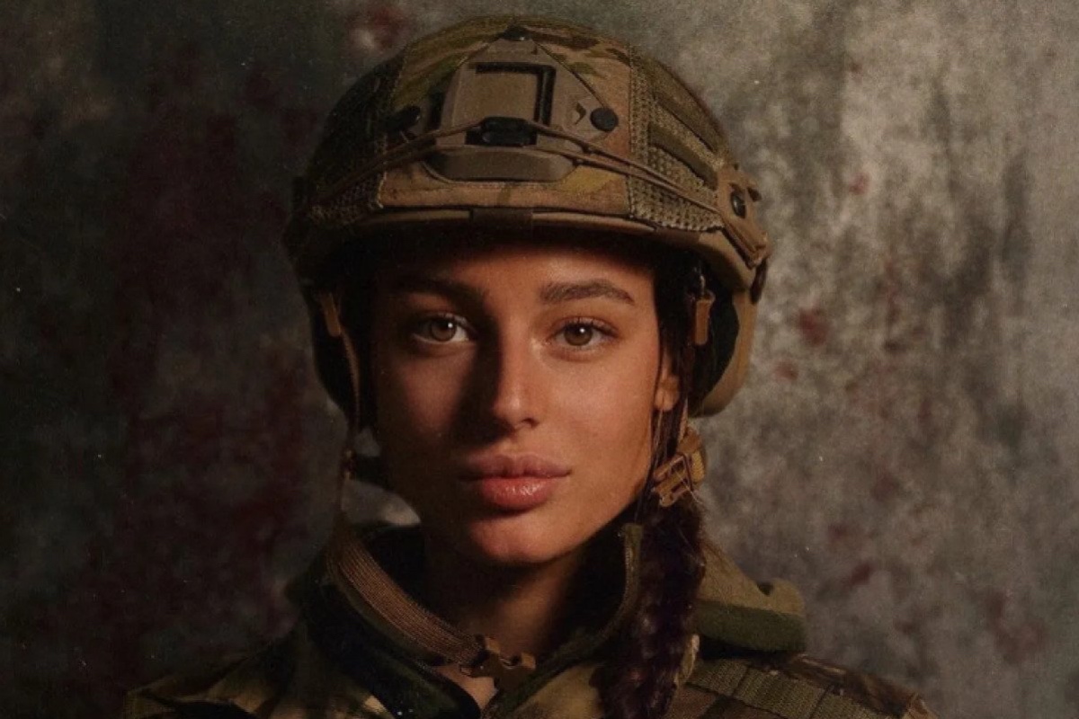Українські красуні в армії