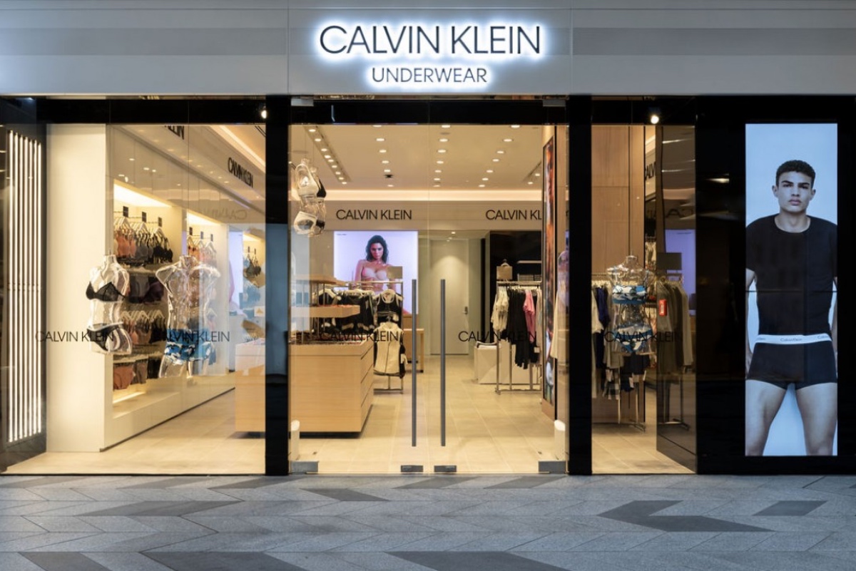 Інформація про бренд Calvin Klein оригінал