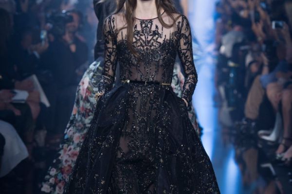 elie-saab3FE54CDA4-1CCC-80E2-4F3C-90038CE979D8.jpeg