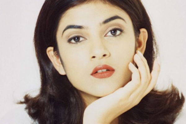 Сушмита Сен